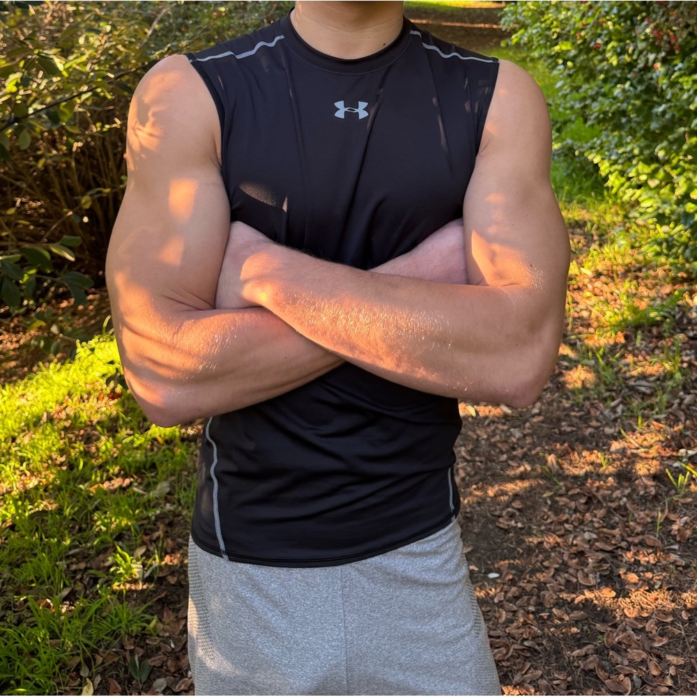 UNDER ARMOUR MEN SLEEVELESS TANK TOP SHIRT WORKOUT FOOTB PRAC COMPRESSION ACTIVE